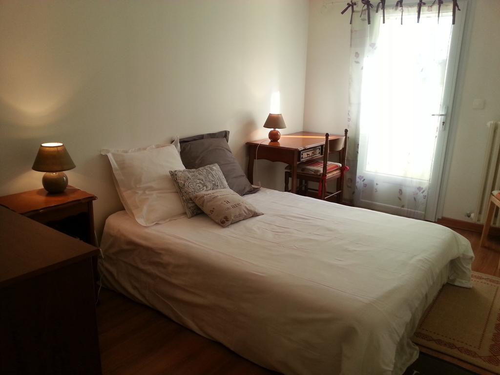 Chambre Avec Jardin Pierre Curie Bry-sur-Marne Buitenkant foto